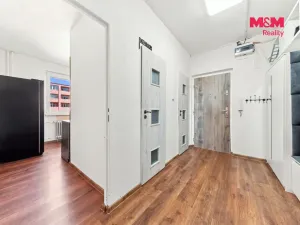 Prodej bytu 3+1, Chodov, Říjnová, 54 m2