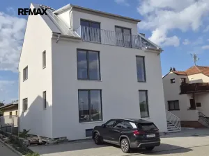 Prodej bytu 3+kk, Moravany, Květná, 103 m2