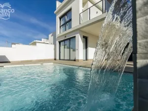Prodej rodinného domu, San Miguel de Salinas, Alicante, Španělsko, 135 m2