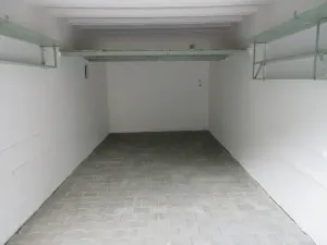 Pronájem garáže, Brno, Kneslova, 19 m2