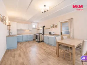 Prodej rodinného domu, Spomyšl, 350 m2