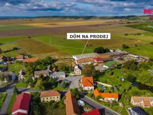 Prodej rodinného domu, Spomyšl, 350 m2