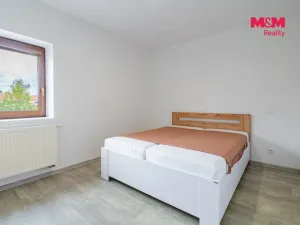 Prodej bytu 2+kk, Třeboň - Holičky, 42 m2