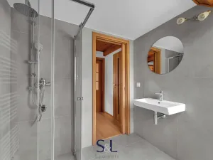 Prodej rodinného domu, Horní Planá, 200 m2