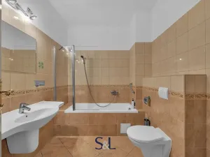 Prodej ubytování, Karlovy Vary, Tržiště, 819 m2