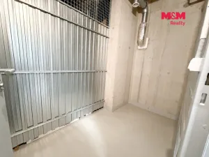 Pronájem bytu 2+kk, Praha - Vysočany, Pod Harfou, 42 m2