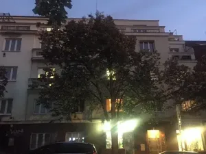 Pronájem bytu 1+kk, Praha - Podolí, Na dolinách, 30 m2
