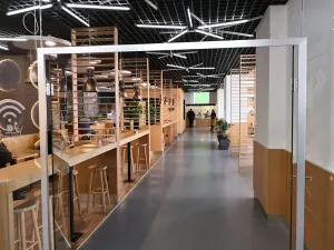 Pronájem kanceláře, Praha - Ruzyně, Aviatická, 400 m2
