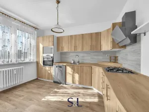 Prodej bytu 3+1, Česká Lípa, Kunratická, 66 m2