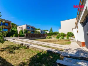 Prodej rodinného domu, Chvaletice, Budovatelů, 180 m2