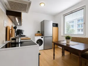 Prodej bytu 3+1, Milovice, Lesní, 104 m2