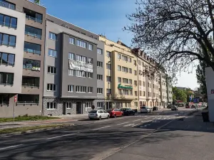 Pronájem bytu 1+kk, Praha - Košíře, Vrchlického, 31 m2
