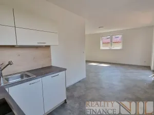 Pronájem bytu 2+kk, Plzeň, Křimická, 58 m2