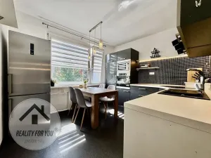 Prodej bytu 3+1, Liberec, Lounská, 71 m2