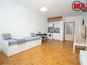 Pronájem bytu 1+kk, Praha - Háje, Schulhoffova, 29 m2