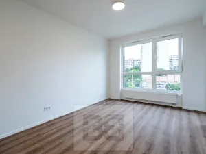 Pronájem bytu 2+kk, Praha - Černý Most, Arnošta Valenty, 41 m2
