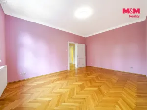 Prodej bytu 4+1, Karlovy Vary - Stará Role, Závodu míru, 99 m2