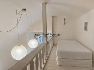 Pronájem bytu 1+1, Praha - Malá Strana, Šporkova, 44 m2