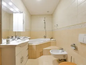 Pronájem bytu 2+kk, Praha, Ve Smečkách, 71 m2
