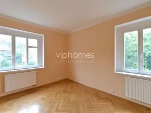Pronájem vily, Praha - Smíchov, 413 m2