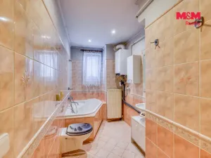 Pronájem bytu 2+1, Karlovy Vary - Bohatice, Na Výšině, 45 m2