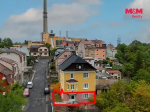 Prodej bytu 2+1, Karlovy Vary - Bohatice, Na Výšině, 45 m2