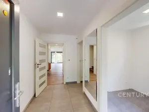 Prodej rodinného domu, Ivaň, 319 m2
