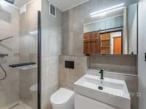 Pronájem bytu 1+1, Praha - Libeň, náměstí Na Balabence, 33 m2