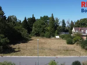Prodej pozemku pro bydlení, Kostelec nad Černými lesy, Trativody, 999 m2