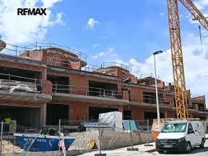 Prodej bytu 3+kk, Torrevieja, Španělsko, Calle Celindo, 77 m2