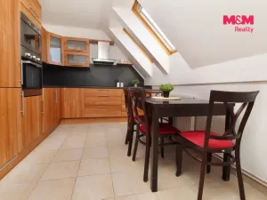 Pronájem bytu 2+kk, Nupaky, U Školky, 50 m2