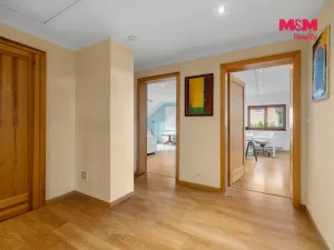 Prodej rodinného domu, Hradečno, 305 m2