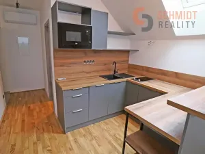 Prodej vícegeneračního domu, Valtice, P. Bezruče, 120 m2