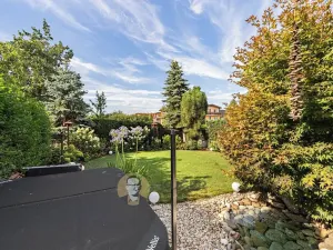 Prodej bytu 2+kk, Praha - Újezd nad Lesy, Račiněveská, 95 m2