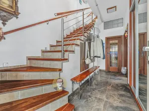 Prodej bytu 2+kk, Praha - Újezd nad Lesy, Račiněveská, 95 m2