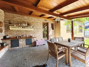 Prodej rodinného domu, Nový Vestec, U Tří Cest, 224 m2