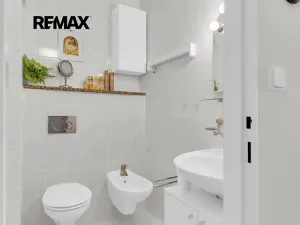 Prodej bytu 2+kk, Praha - Horní Měcholupy, Neapolská, 43 m2