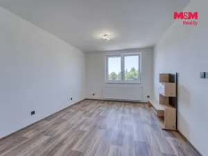 Pronájem bytu 2+kk, Tlučná, Tlučenská kolonie, 37 m2