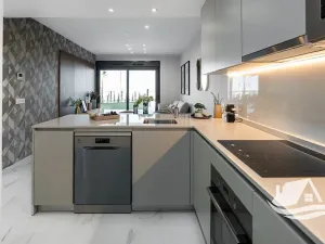 Prodej bytu 4+kk, Torrevieja, Španělsko, 124 m2