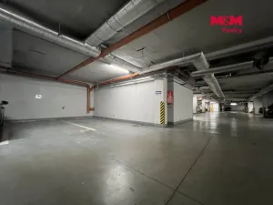 Pronájem garážového stání, Mladá Boleslav - Mladá Boleslav III, U Kasáren, 18 m2