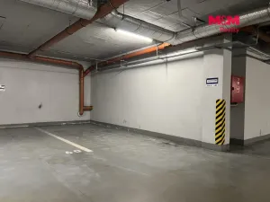 Pronájem garážového stání, Mladá Boleslav - Mladá Boleslav III, U Kasáren, 18 m2