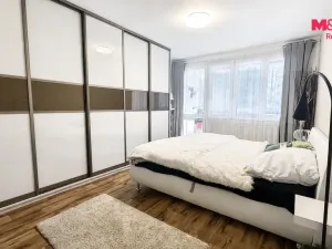 Prodej bytu 2+1, Holoubkov, 65 m2