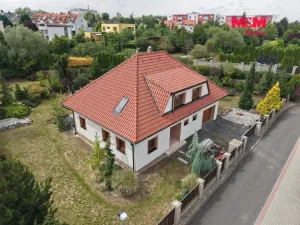 Pronájem rodinného domu, Louny, Akátová, 150 m2