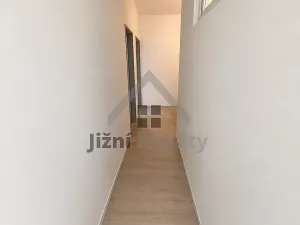 Prodej bytu 2+1, České Budějovice, J. Opletala, 66 m2
