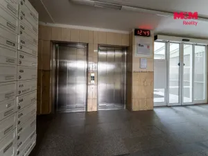 Prodej bytu 2+kk, Praha - Hloubětín, Kukelská, 55 m2