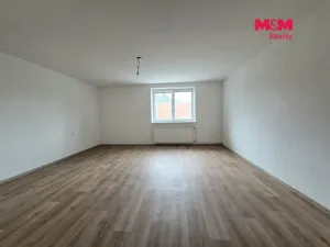 Prodej rodinného domu, Hluboké, 108 m2