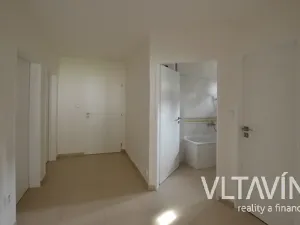 Pronájem bytu 1+1, Praha - Čimice, 37 m2
