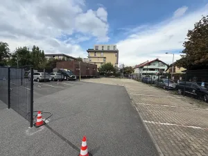Pronájem komerčního pozemku, Praha - Žižkov, Malešická, 500 m2