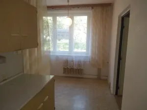 Prodej bytu 2+1, Jičín, Nám. V. Čtvrtka, 68 m2