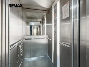 Pronájem kanceláře, Praha - Smíchov, Kováků, 103 m2